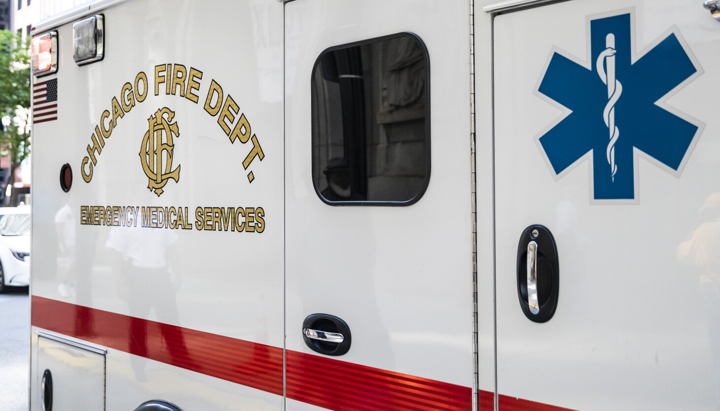 7 injured in Avondale crash, teen driver cited