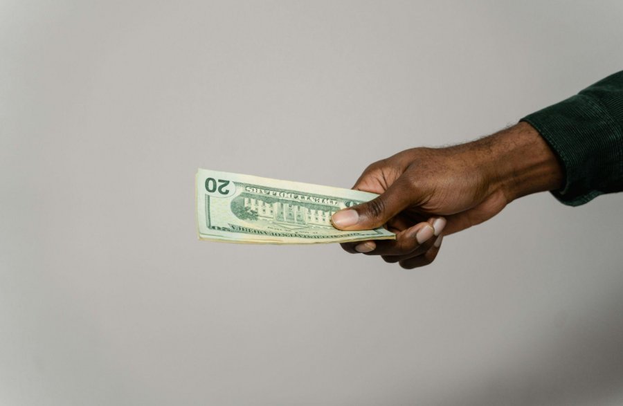 A Look at Installment Loans: How It Helps With Financial Recovery
