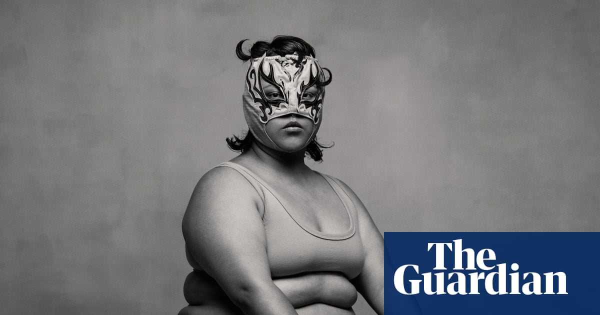 A ‘bird of Mexico City’ strikes a revolutionary pose: Pieter Henket’s best photograph | Art and design