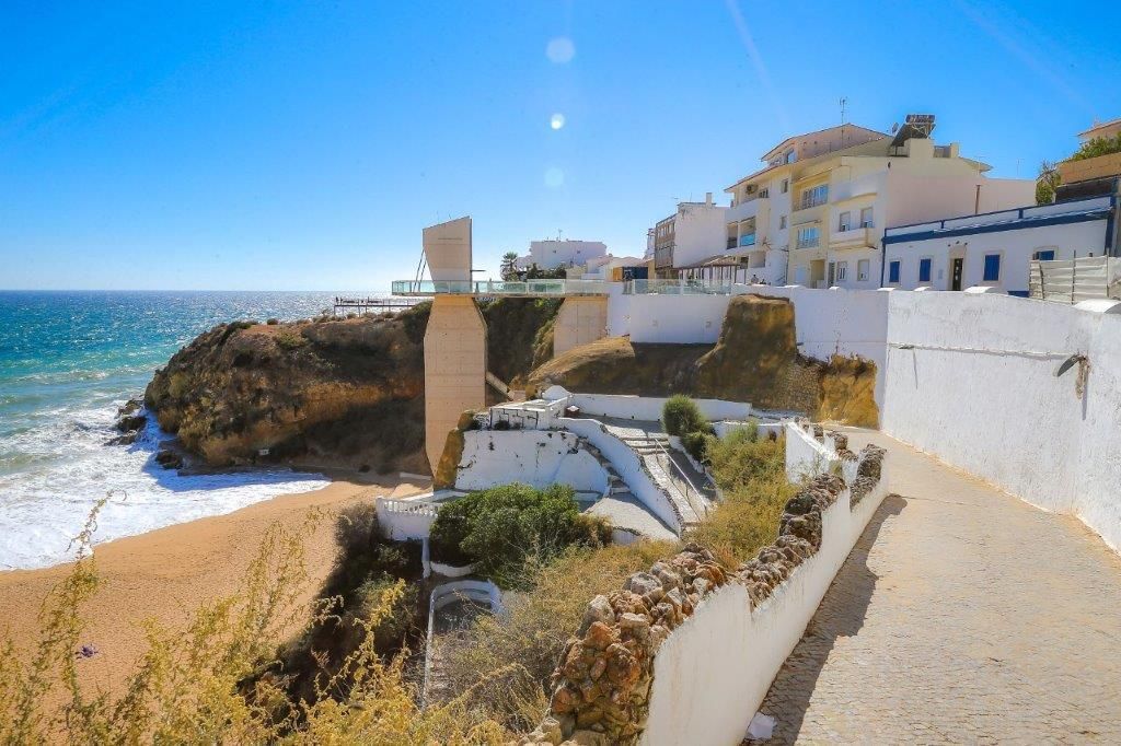 Algarve city announces beginning of bathing season