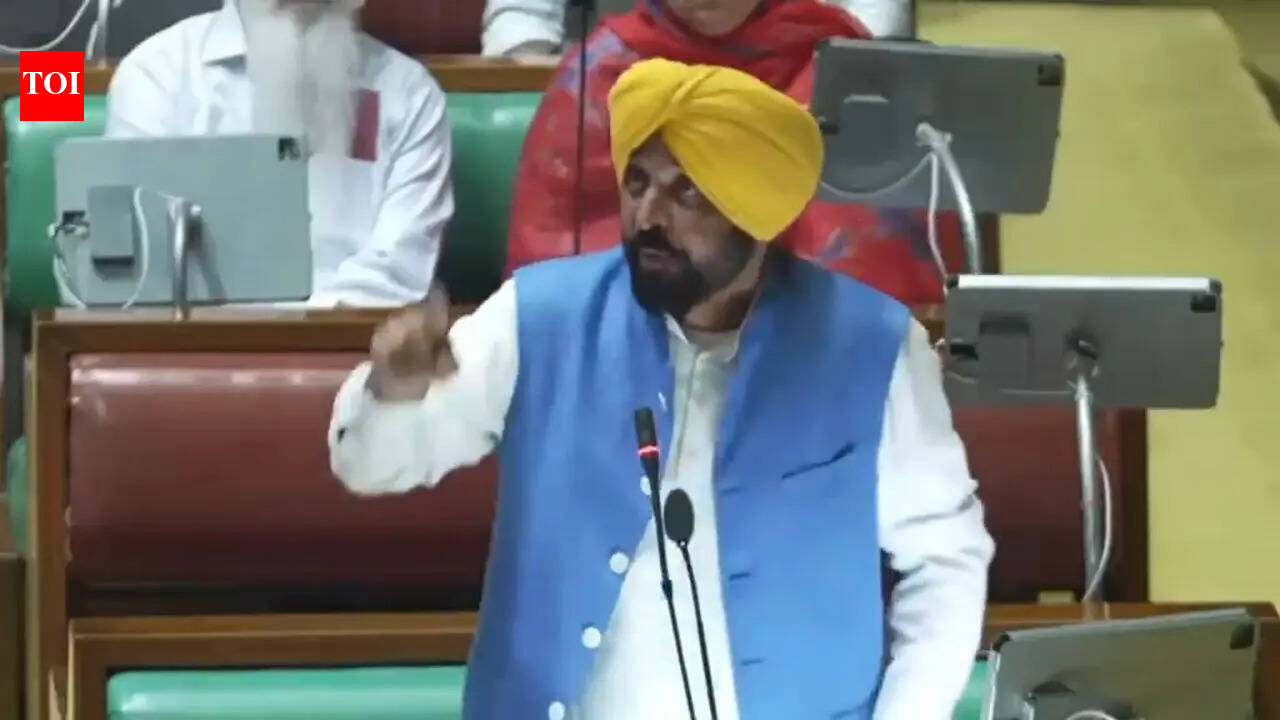 Bhagwant Mann: 'What a shame': Swati Maliwal accuses Bhagwant Mann of arriving 'drunk' in Punjab assembly | India News