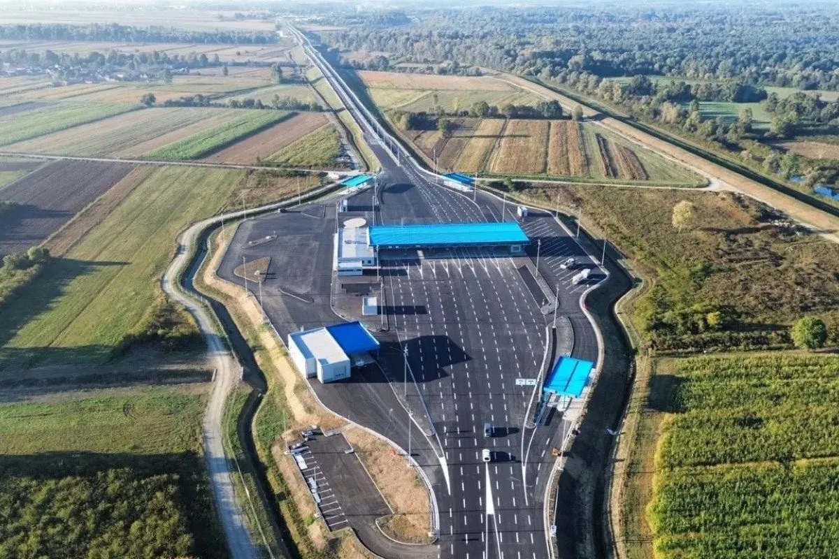 BiH opens Border Crossing, but also a Path to a new Crisis at the State Level