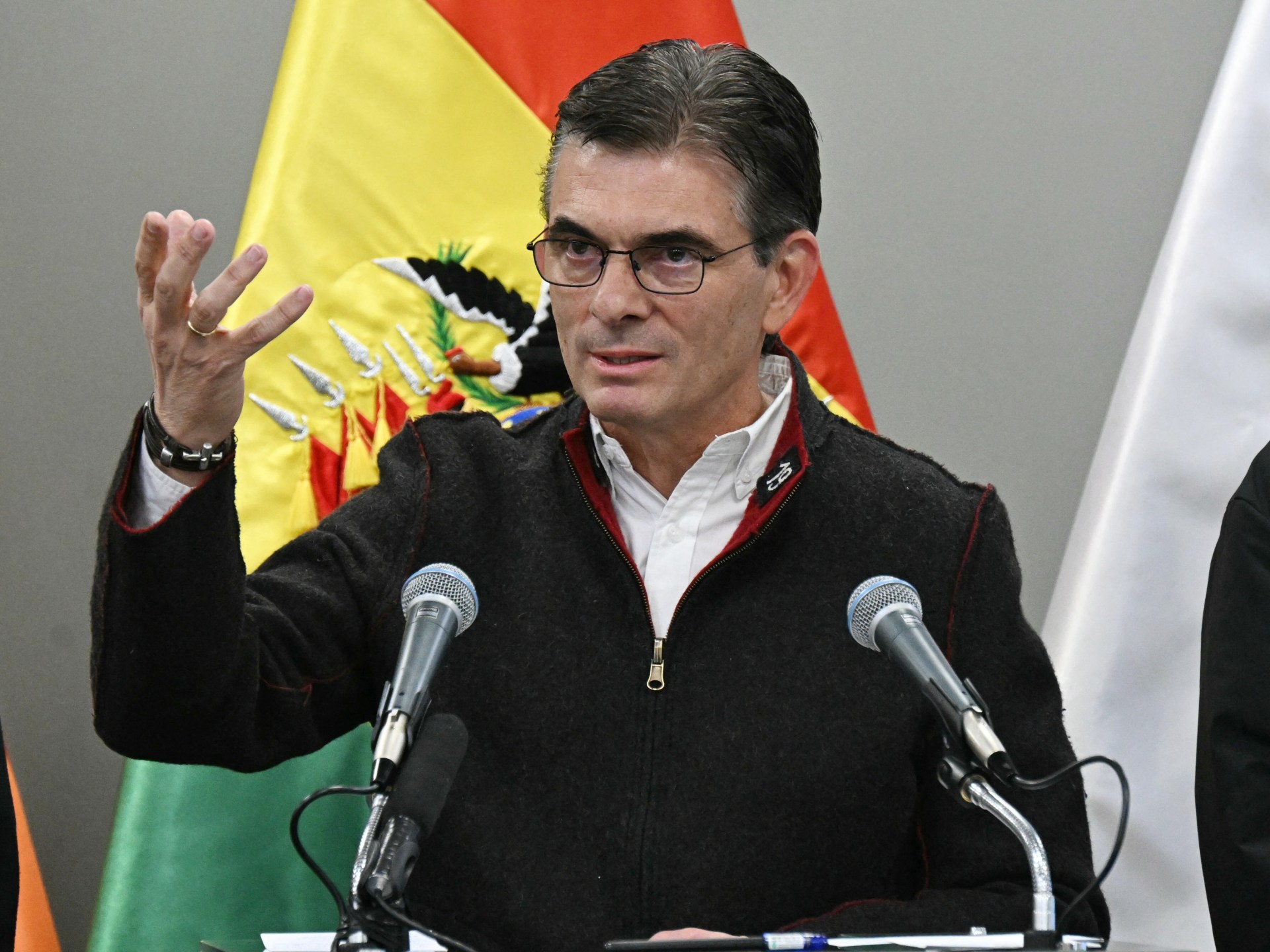 Bolivian president to reshuffle cabinet amid antigovernment protests | Protests News