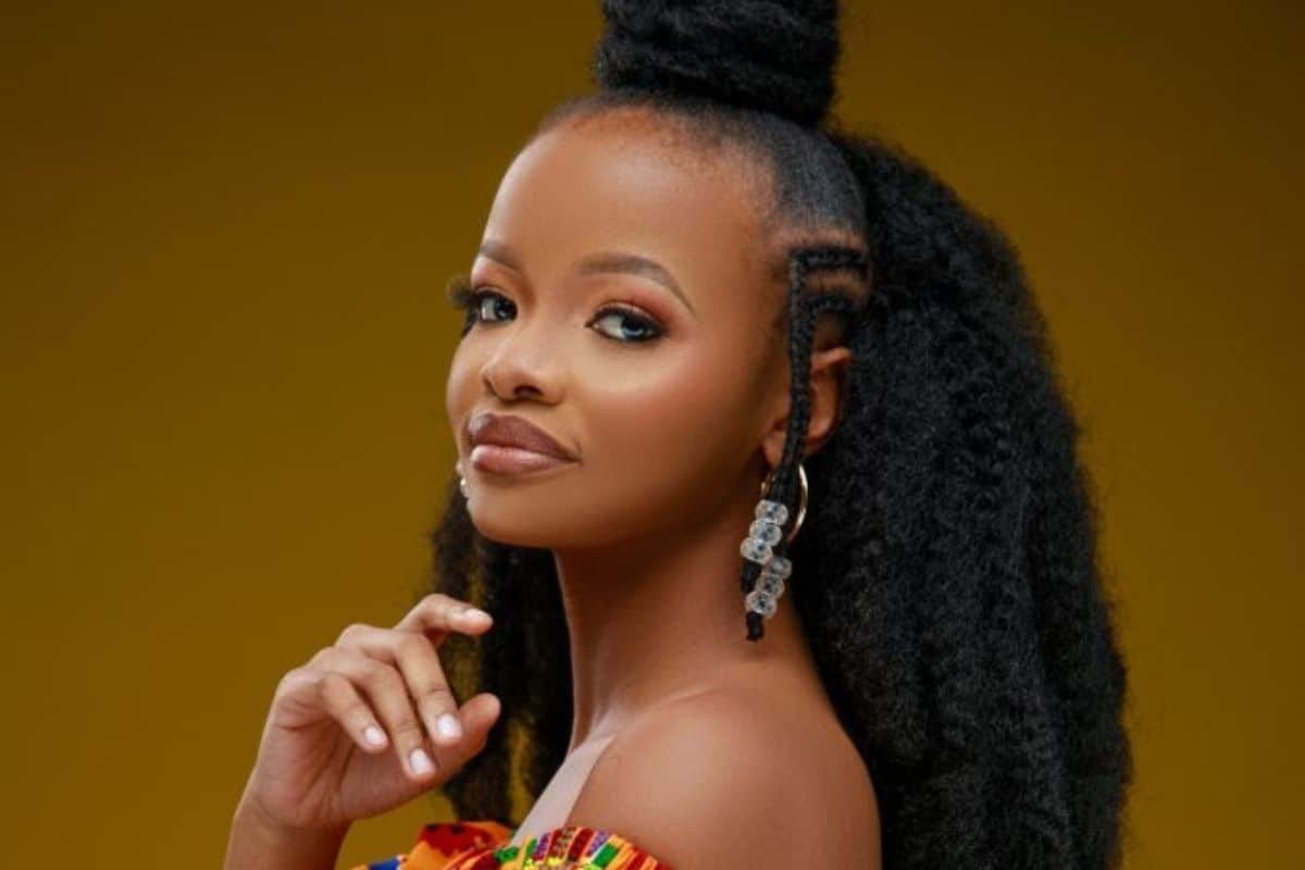 Poet and actress Botlhale Boikanyo