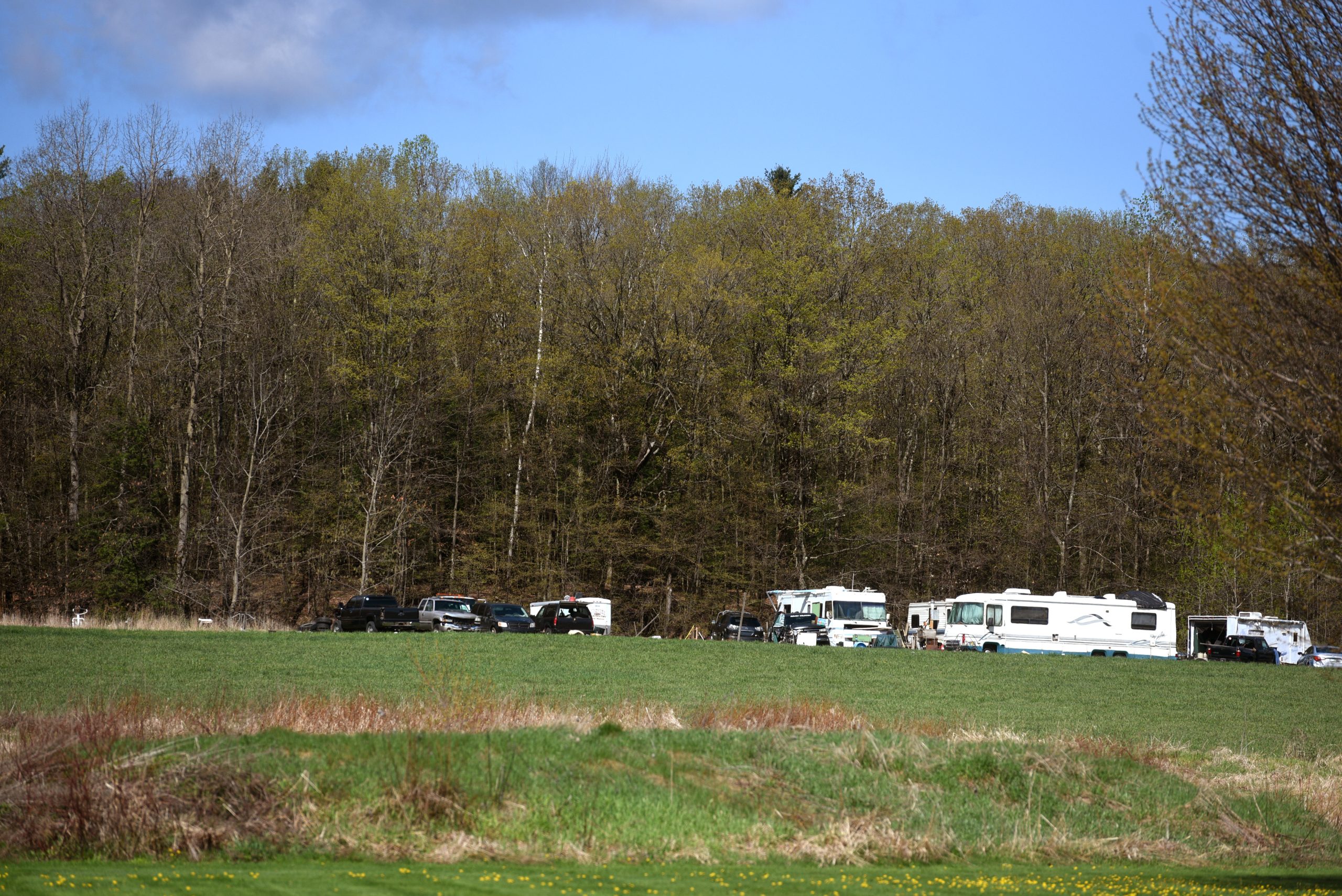 Bradford moves to enforce junk ordinance on property