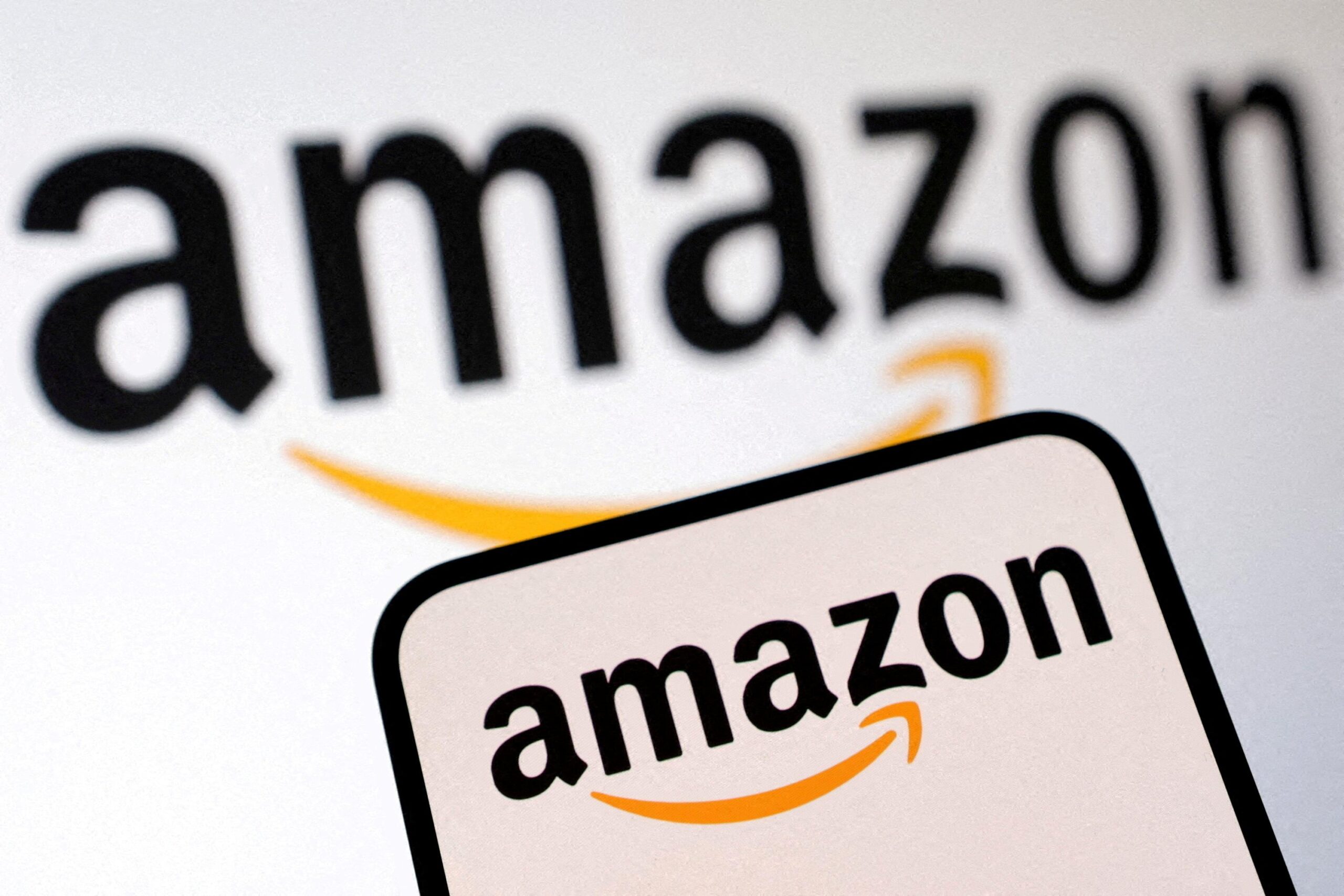 Consumers Sue Amazon for Not Refunding Trump Tariff Costs