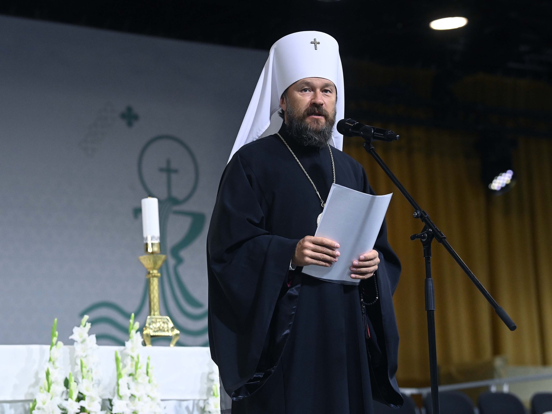 Czech police detain Russian priest over ‘white substance’ find | Crime News