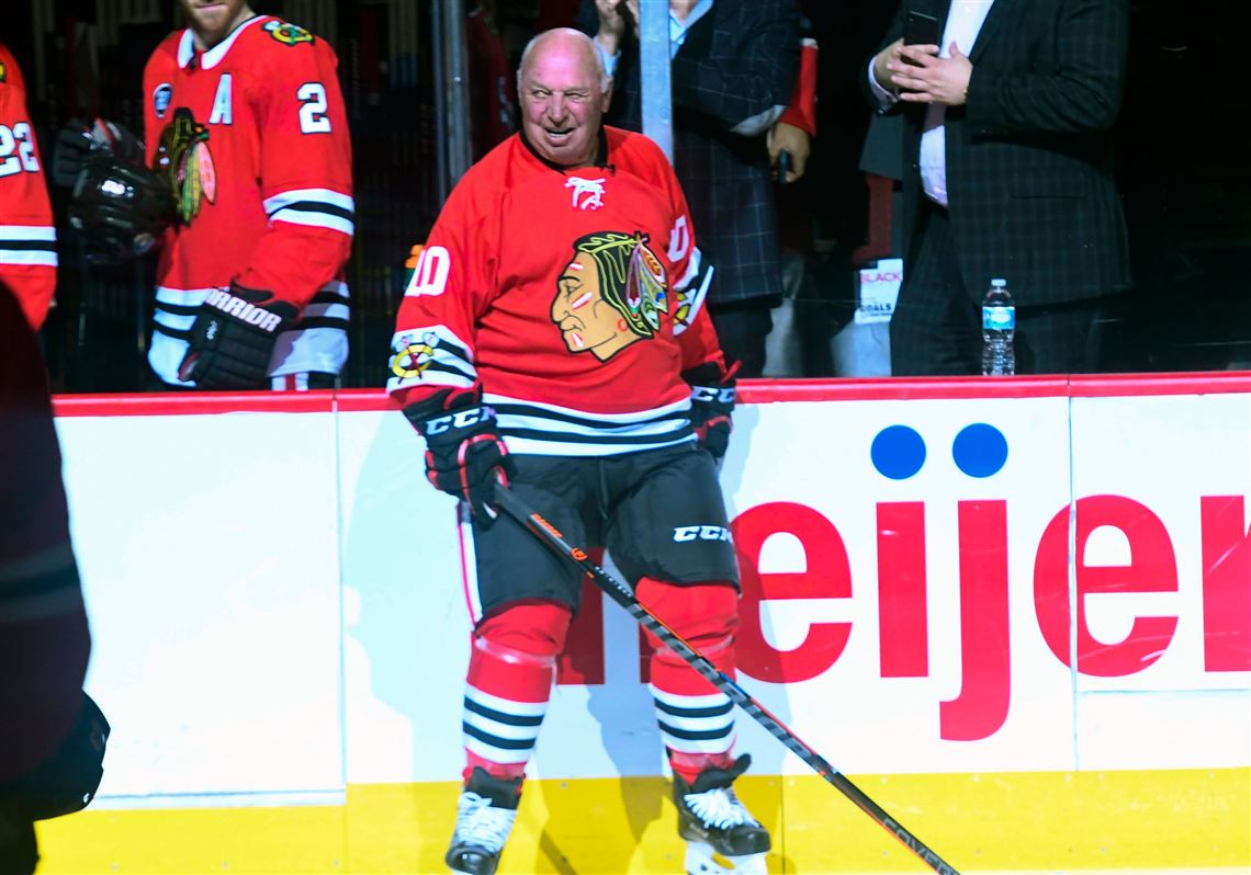 Dennis Hull, who starred for the Blackhawks and helped Canada win '72 Summit Series, dies at 81
