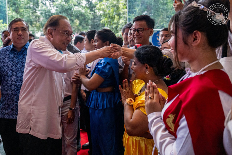 Do away with racial extremism and ‘tyranny of the minority’ threatening unity - Anwar