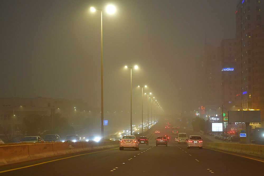 Dust Storm and 50 km/h Winds Disrupt Visibility Across Kuwait
