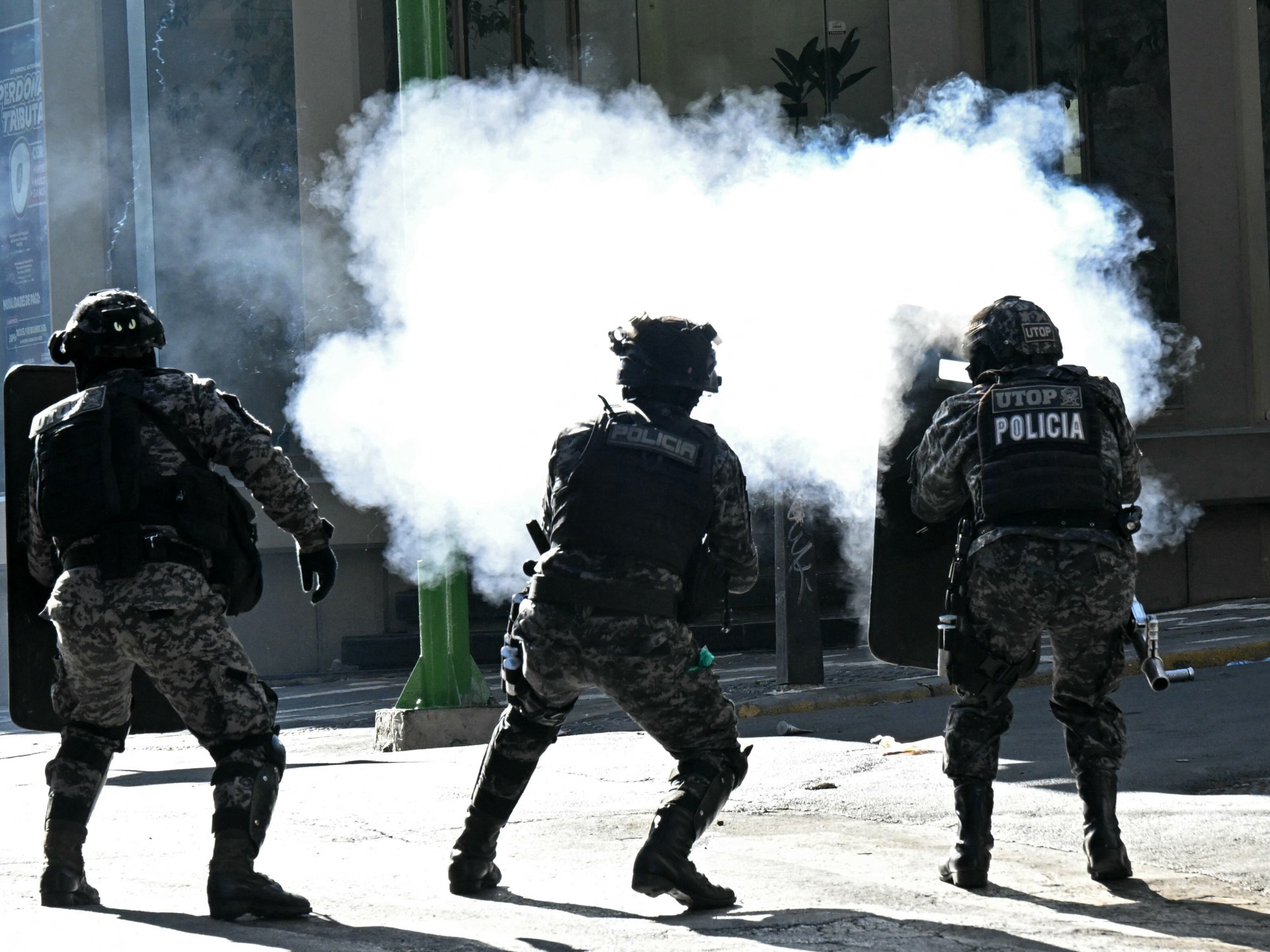 Explosions heard as mining groups stage antigovernment protest in Bolivia | Protests News