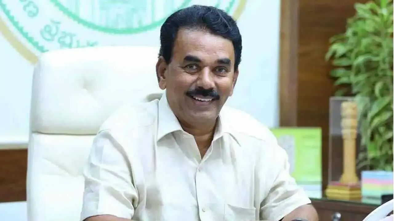 Farmers need not plead to sell paddy: Minister Jupally