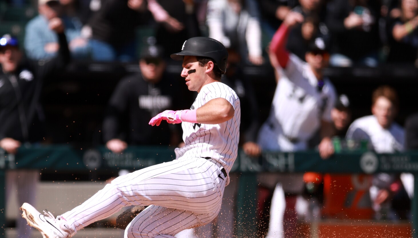 Gamble pays off as White Sox rally in eighth to win series vs. Mariners