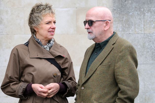 Gordon Snell ‘loved his adopted country and it loved him right back’, funeral told
