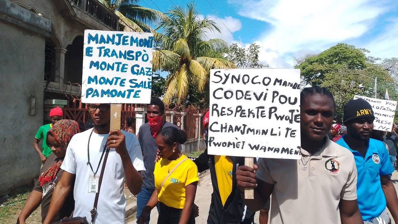 Haiti textile workers reject modest pay raise, continue strike