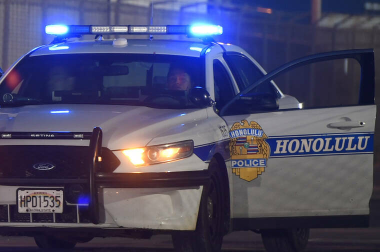 Honolulu police arrest man, 44, after teen stabbed in Kalihi