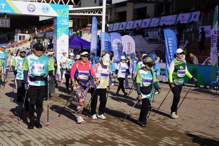 International Run the Silk Road Marathon kicks off in Cholpon-Ata -