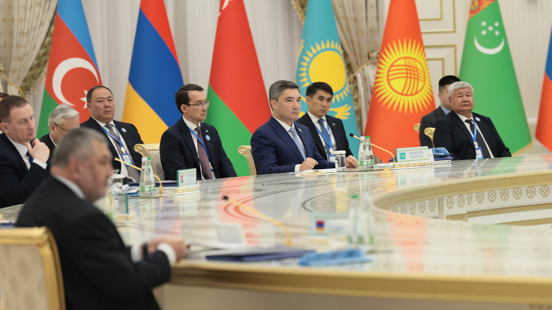 Kazakh PM Bektenov Joins CIS Meeting in Ashgabat