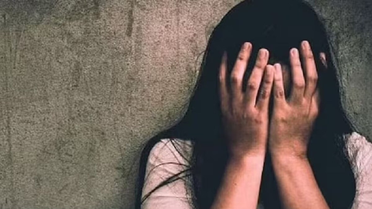 Kerala woman sexual assault: Auto rickshaw neighbour drugs, rapes, films, threatens survivor in Pathanamthitta, arrested - Kerala News
