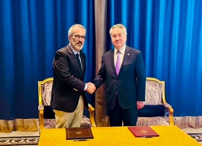 Kyrgyzstan interested in developing political dialogue with Portugal -