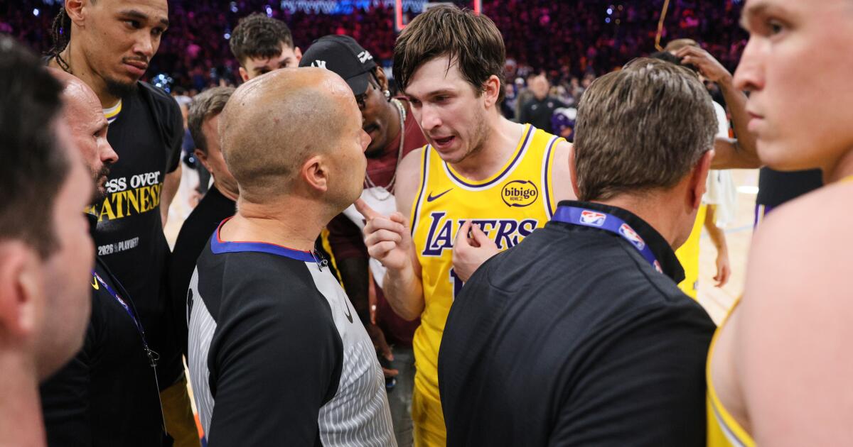 Lakers whine about officials after dropping Game 2 to Thunder