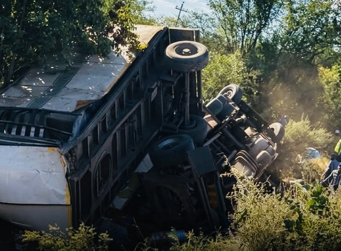 Malawi-bound bus crash kills 14 on Harare-Nyamapanda road