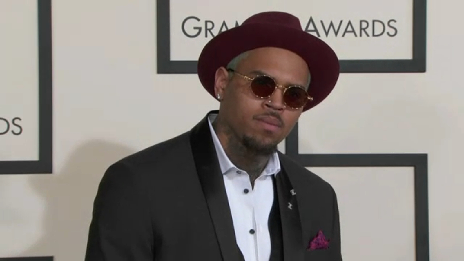 Man arrested after shooting outside singer Chris Brown's Tarzana home, LAPD says