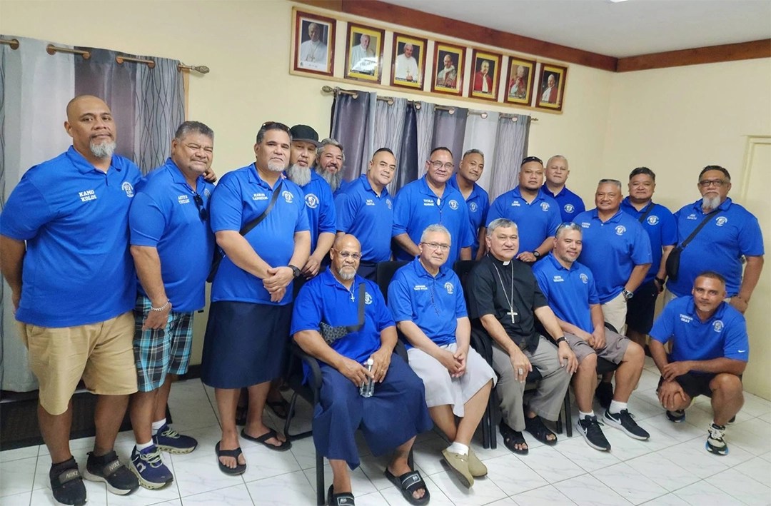 Marist Brothers Alumni Donate $30,000 to Samoa Elderly Homes