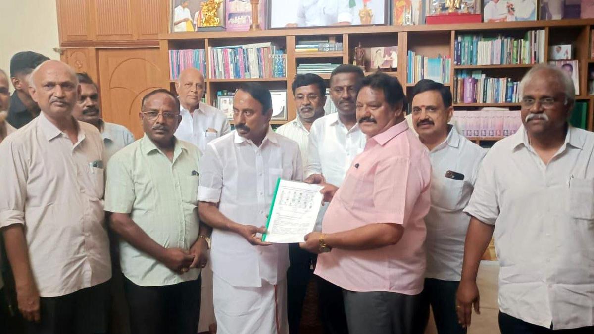 Micro and small-scale entrepreneurs submit demands to Finance Minister