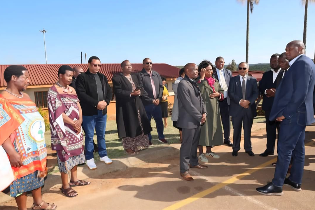 PRIME MINISTER UNCOVERS CHALLENGES DURING SHISELWENI TOUR