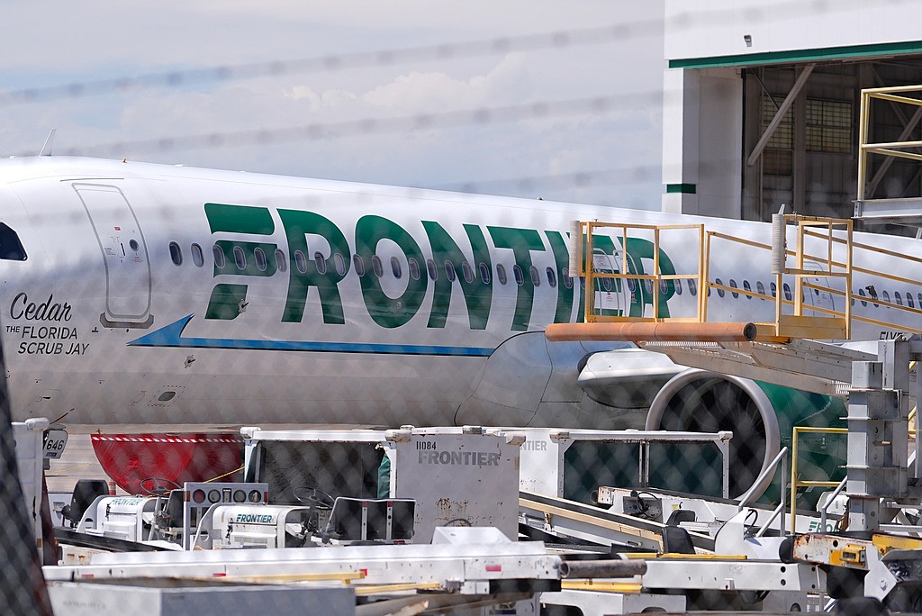 Person dies after being hit by Frontier Airlines plane that was taking off at Denver airport | The Arkansas Democrat-Gazette
