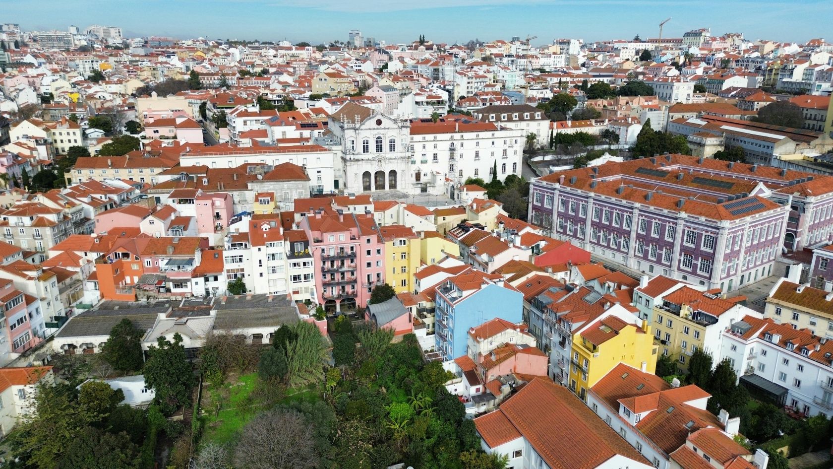 Portugal will provide housing to citizens