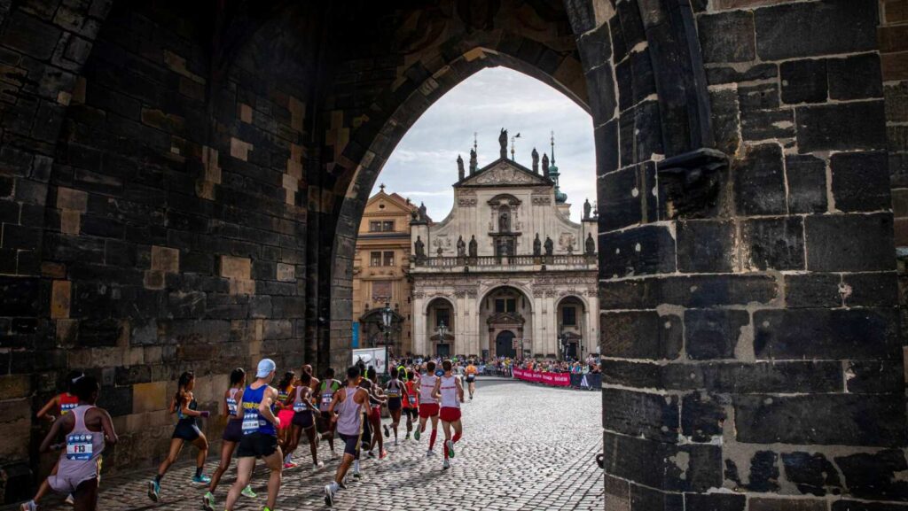 Prague Marathon 2026 Road Closures and Route Details – CONVEN.ORG | HOME
