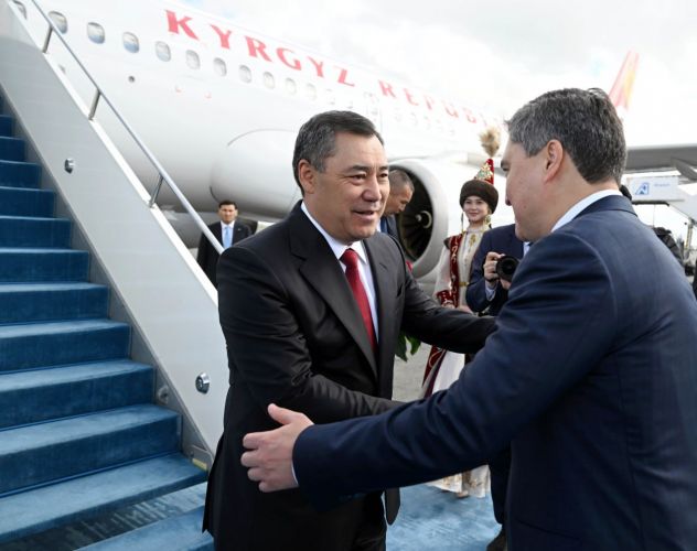 President Sadyr Japarov arrives in Astana on working visit -