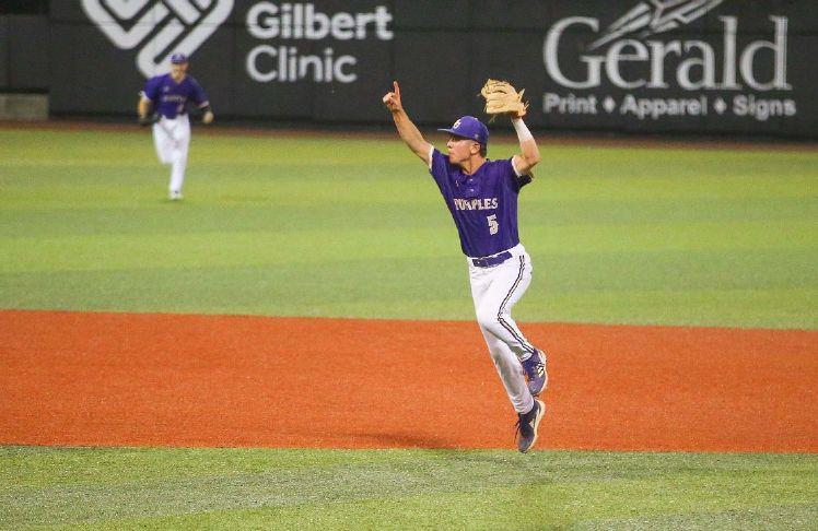 Purples down Gators 7-5 for Region 4 title