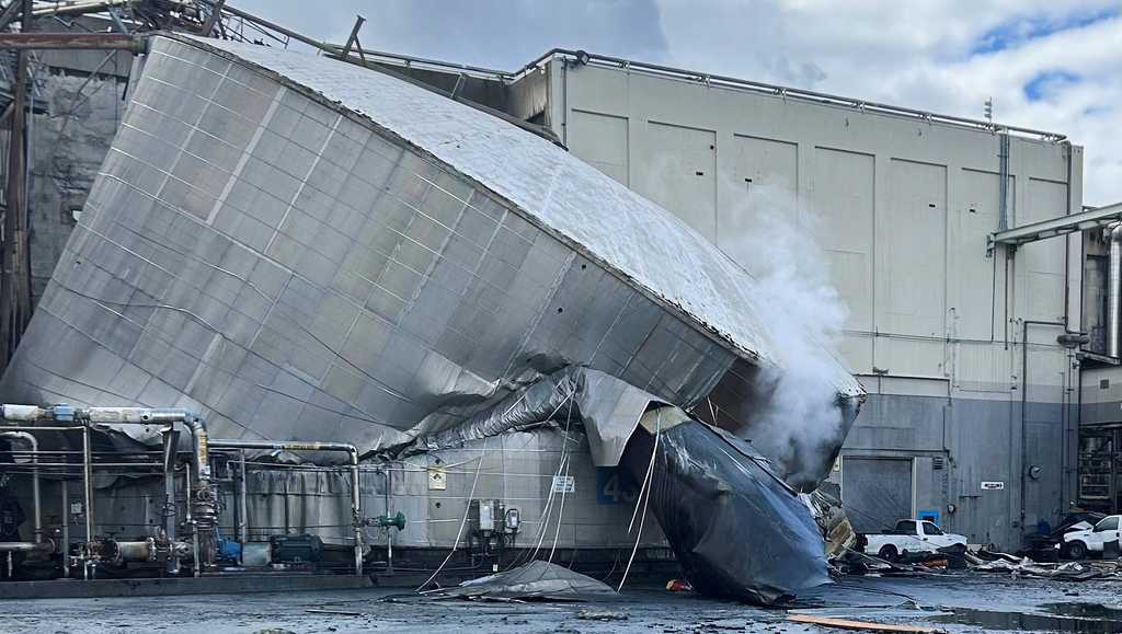 Rescue efforts shift to recovery after deadly Washington paper mill disaster