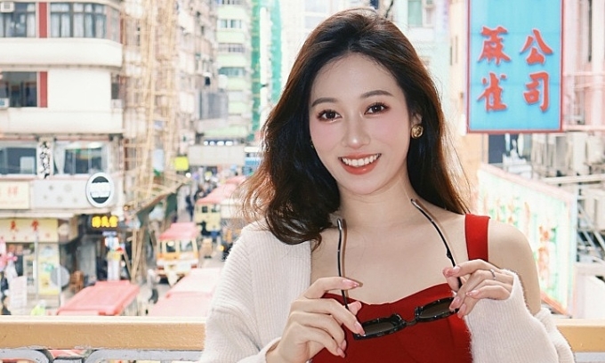Retired Chinese world champion gymnast Wu Liufang clears family debt through cultural dance videos