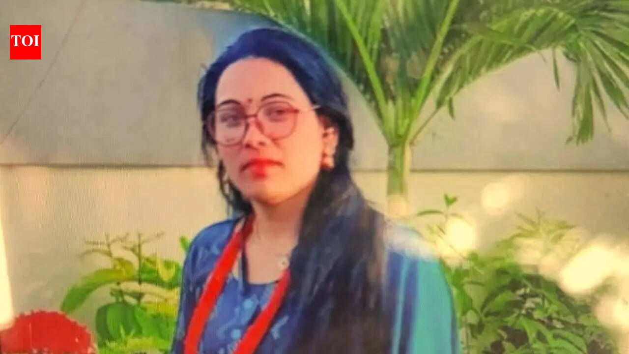 Retired IPS officer’s wife’s murder in Hyderabad: Blood-stained cloth stuffed in mouth, bite injury on tongue: | Hyderabad News