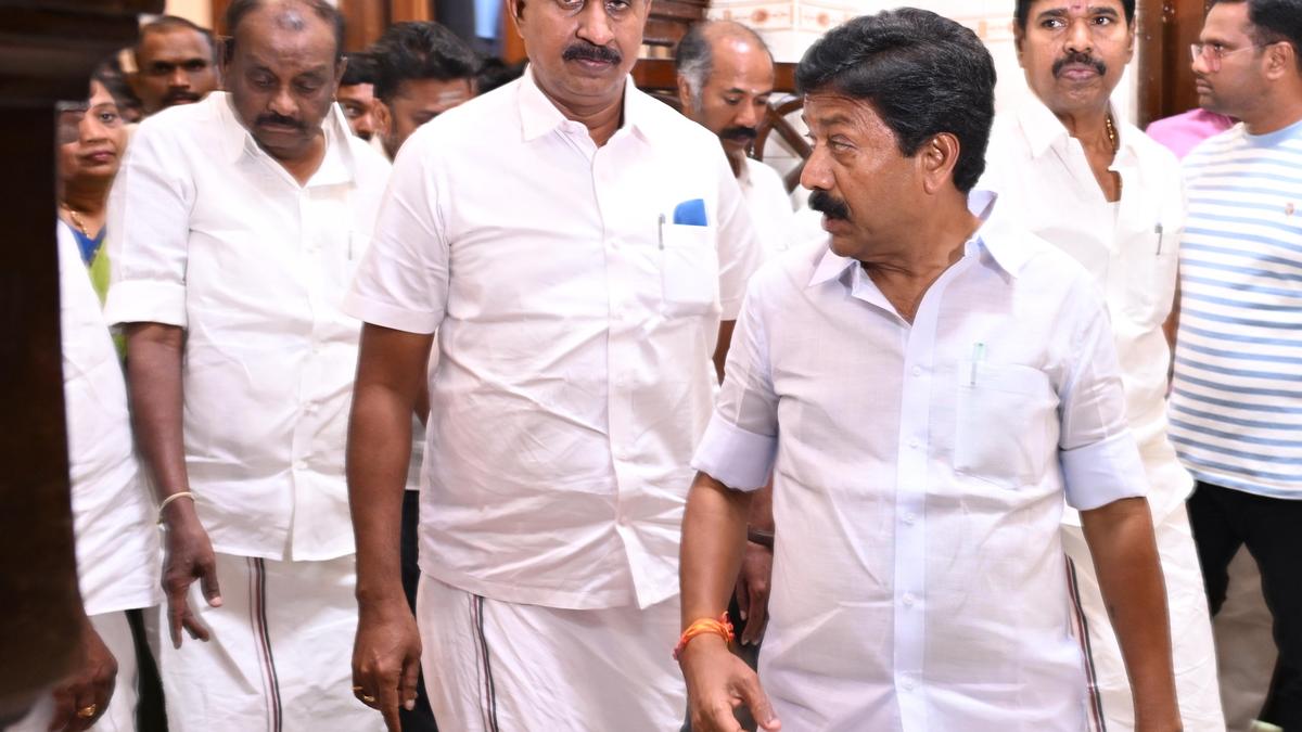 Room for reconciliation within the AIADMK