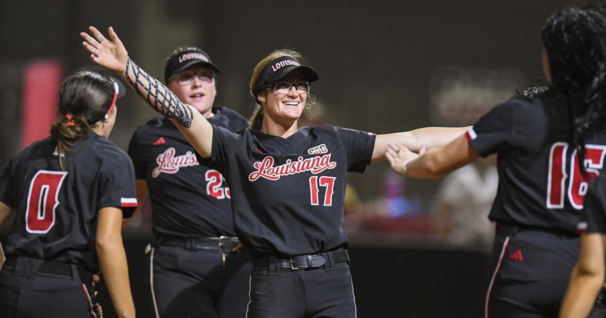 Sage Hoover throws two-hit shutout with nine strikeouts | UL Ragin' Cajuns