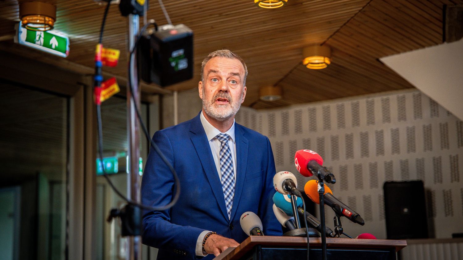 Stadskanaal mayor calls for calm amid unrest over child abuse