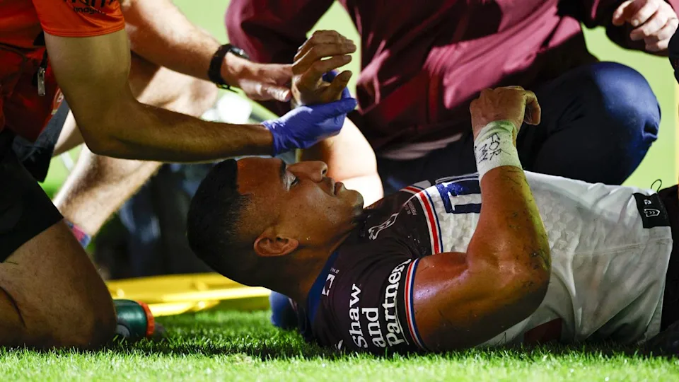 Taukei'aho suffers suspected broken leg in Sea Eagles win over Broncos