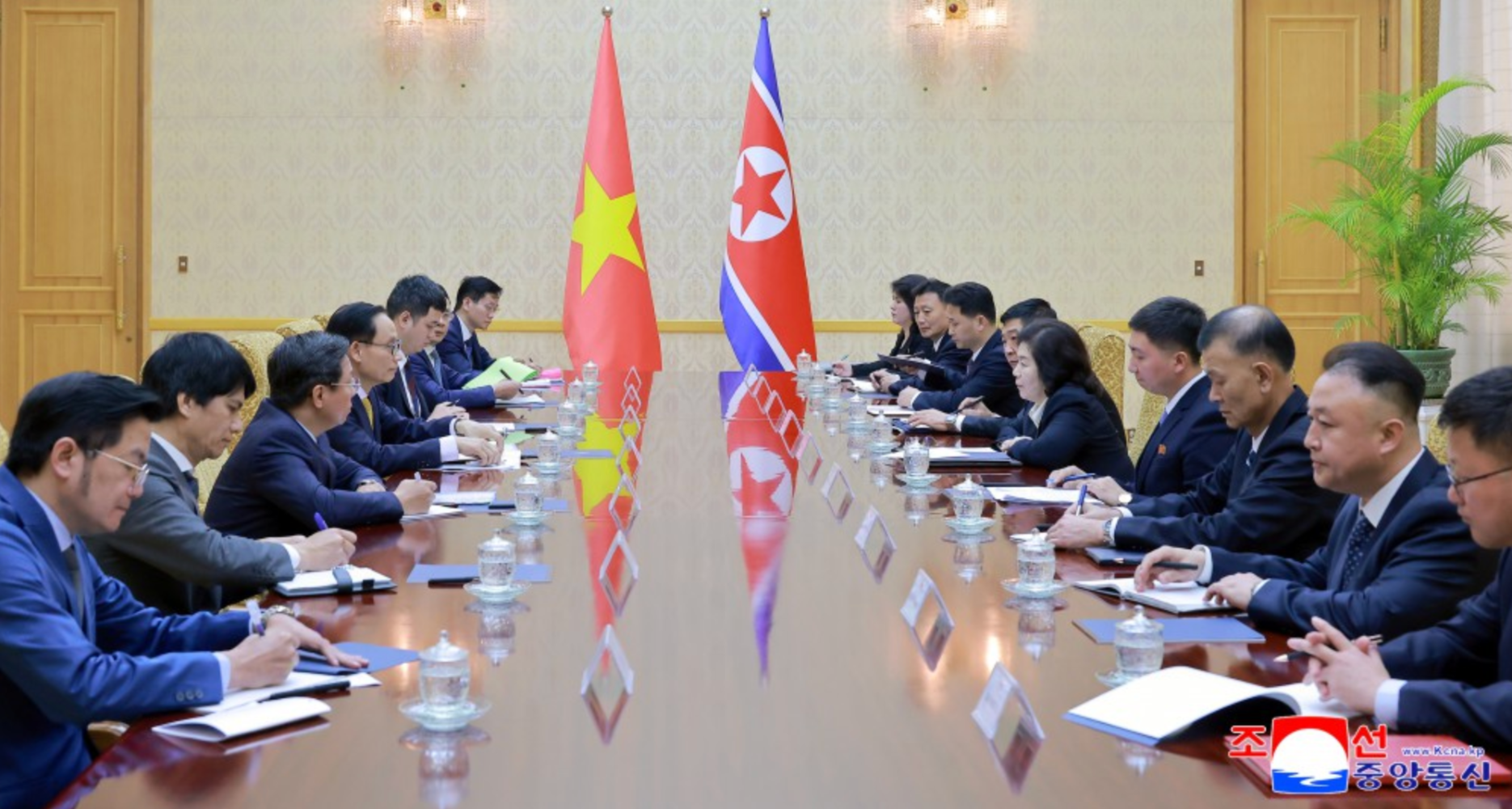 Top diplomats of North Korea and Vietnam vow to boost exchanges and cooperation