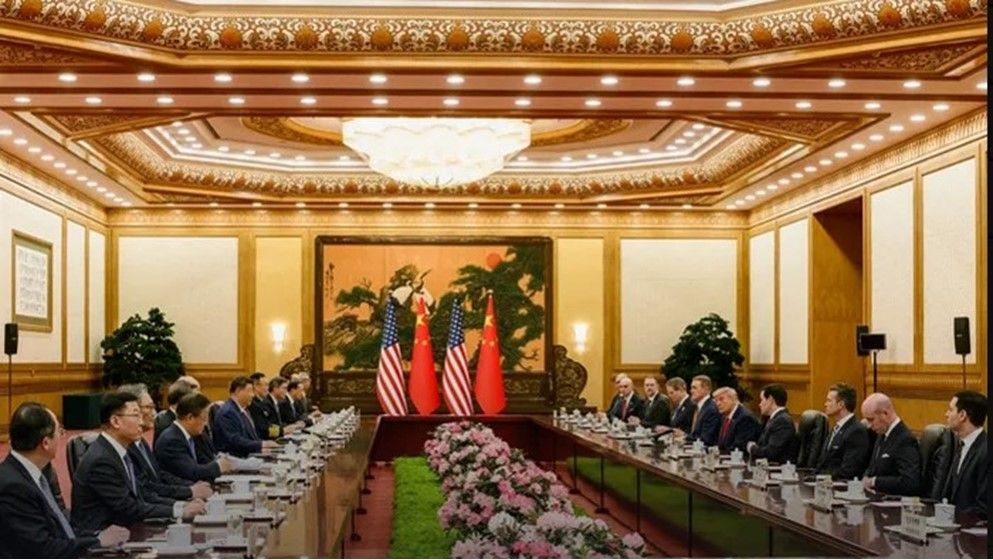 Trump and Xi Agree on the Need to Keep the Strait...