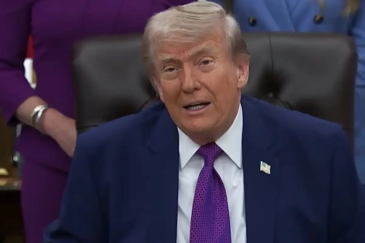 Trump labels Iran's new ceasefire proposal "garbage," states that 'the ceasefire is on life support'