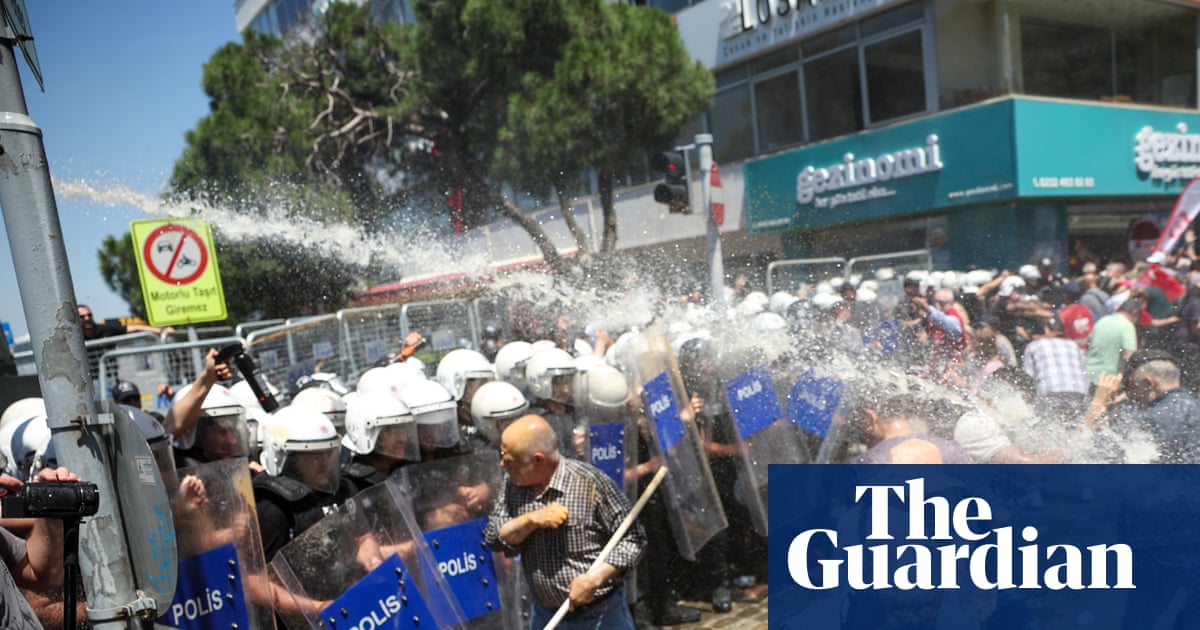 Turkish police fire teargas to break up protest after opposition leader ousted | Turkey