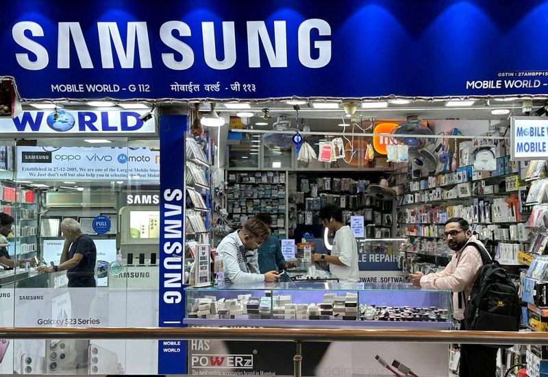 UK court orders Samsung to pay China's ZTE a $392 million lump sum after patent trial