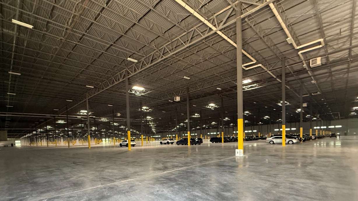 Utah lawyers mull lawsuit to halt Salt Lake City immigrant detention center plans