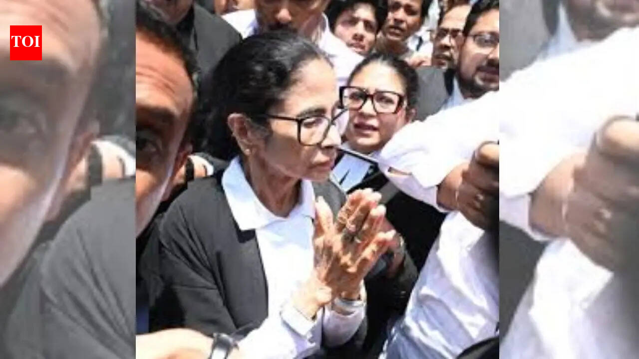 Video: Mamata Banerjee in lawyer’s gown faces sloganeering at Calcutta high court during post-poll violence case hearing | India News