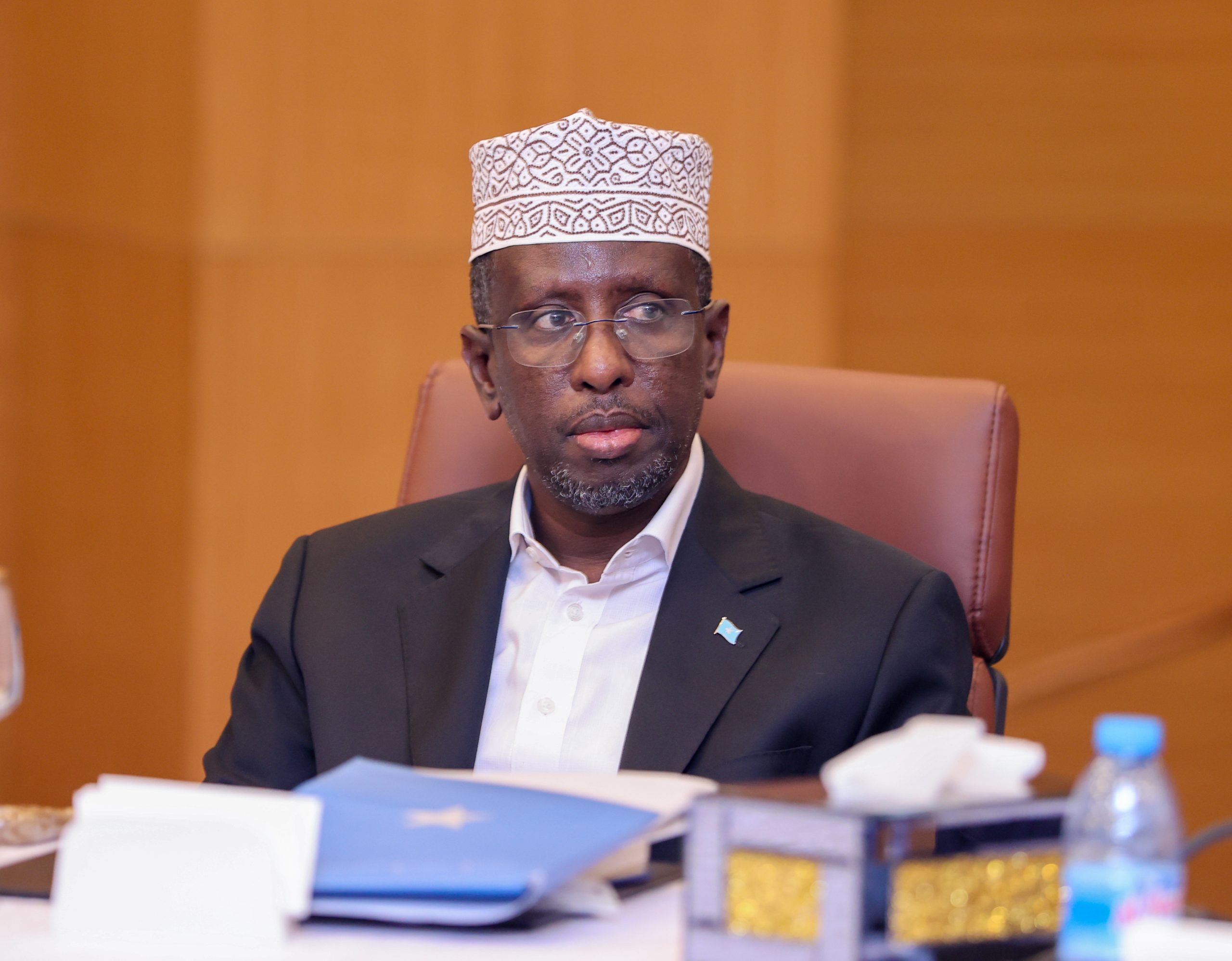 "Xasan Sheekh wuxuu taagan yahay meeshii uu ku dhiman lahaa"